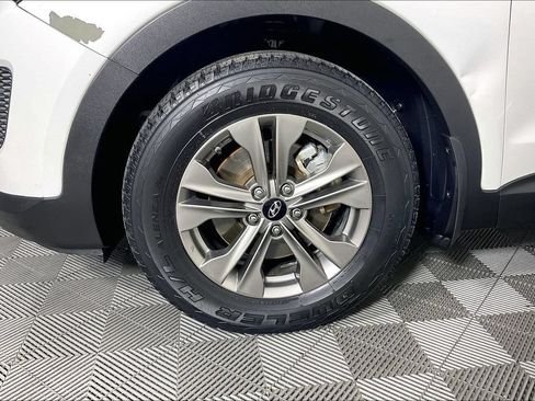 Used 2016 Hyundai Santa Fe Sport w/ Option Group 02 FWD image 12