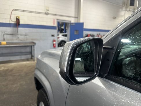 Used 2023 Toyota Tacoma SR AWD/4WD image 25