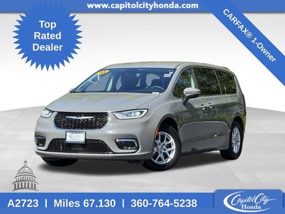 Used 2023 Chrysler Pacifica Touring-L