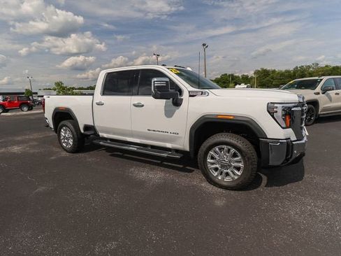 New 2025 GMC Sierra 2500 SLT w/ SLT Premium Package AWD/4WD image 12