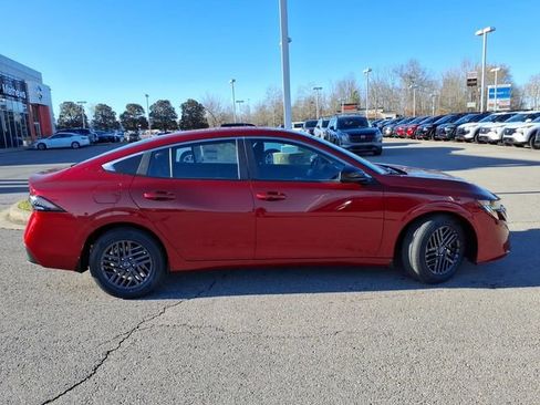 New 2026 Nissan Sentra SV image 2