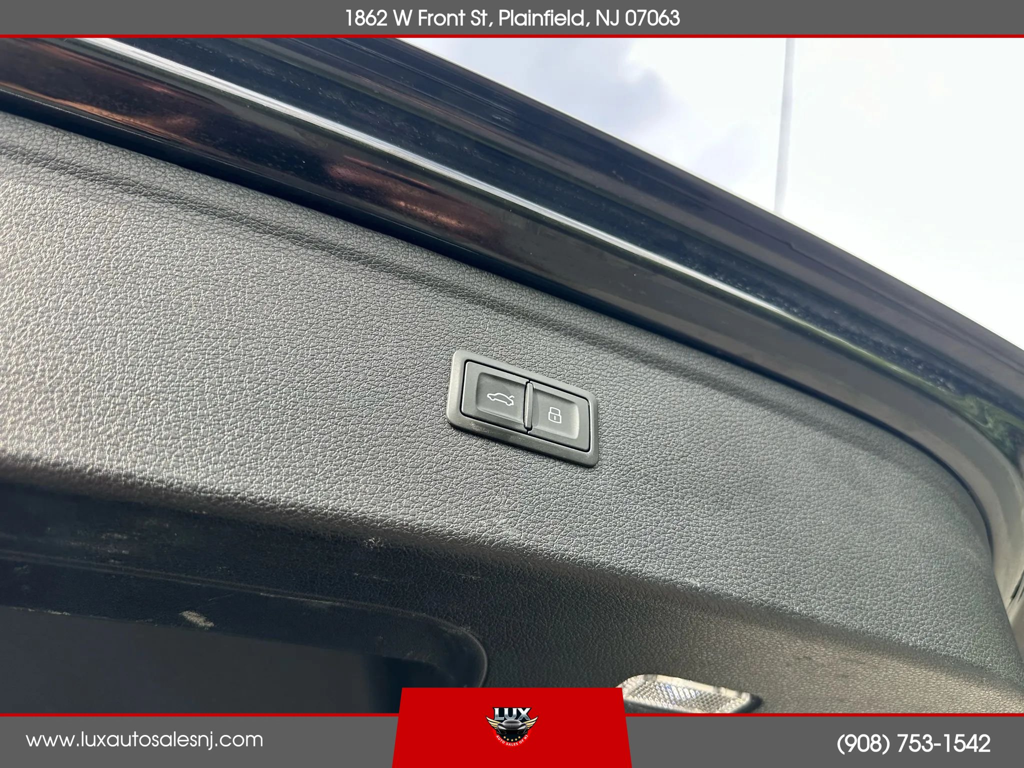 Used 2020 Audi Q5 e Premium w/ Convenience Package AWD/4WD image 26