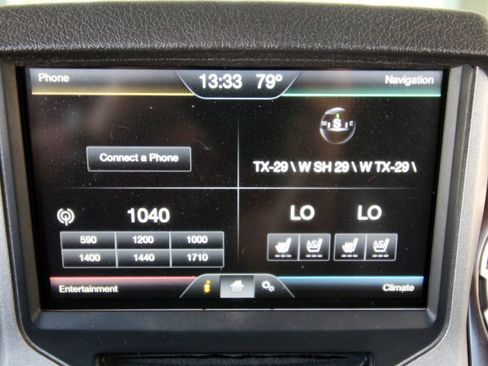 Used 2015 Ford F250 Lariat w/ Lariat Ultimate Package image 31