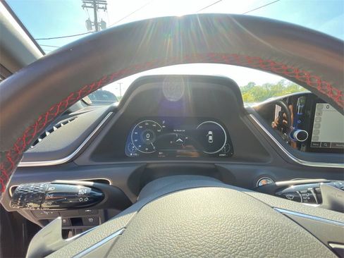 Used 2022 Hyundai Sonata SEL Plus image 15