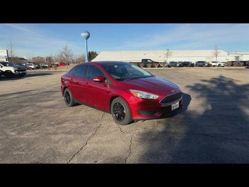 Used 2017 Ford Focus SE image 25