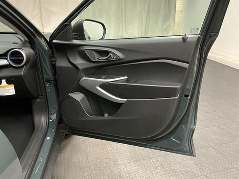 New 2026 Chevrolet Trax LS FWD image 32