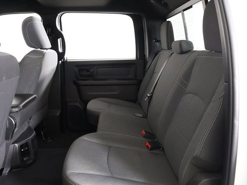 Used 2024 RAM 3500 Tradesman w/ Safety Group image 33