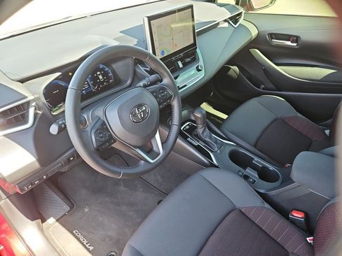 Certified 2026 Toyota Corolla SE w/ SE Premium Package FWD image 12