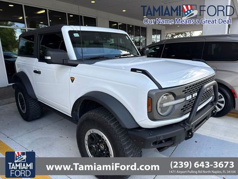 Used 2023 Ford Bronco Badlands w/ Sasquatch Package AWD/4WD image 1