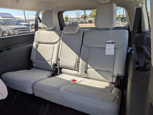 New 2026 Ford Expedition Max Platinum w/ Driver's Package image 25