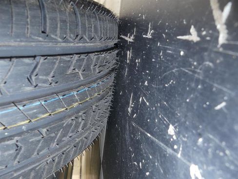 Used 2019 Tesla Model S Standard Range image 31