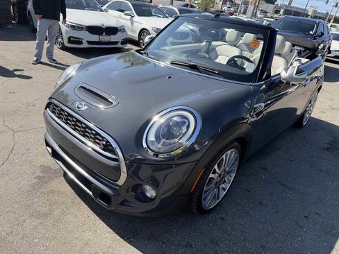 Used 2017 MINI Cooper S image 3