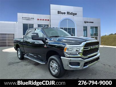 Used 2024 RAM 2500 Tradesman w/ Chrome Appearance Group