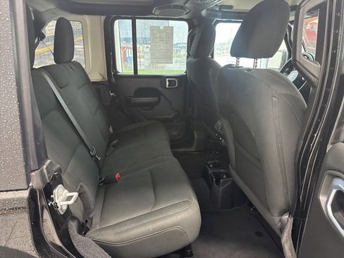 Used 2021 Jeep Wrangler Unlimited Sport image 10