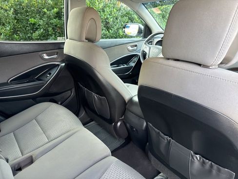 Used 2018 Hyundai Santa Fe Sport image 20