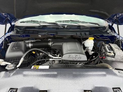 Certified 2019 RAM 1500 Express w/ Express Value Package AWD/4WD image 31