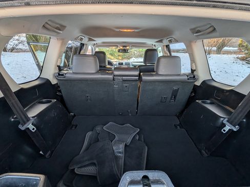 Used 2016 Lexus GX 460 image 28