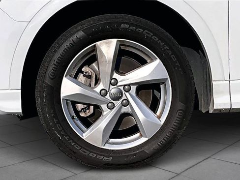 Used 2020 Audi Q3 2.0T Premium w/ Convenience Package image 10