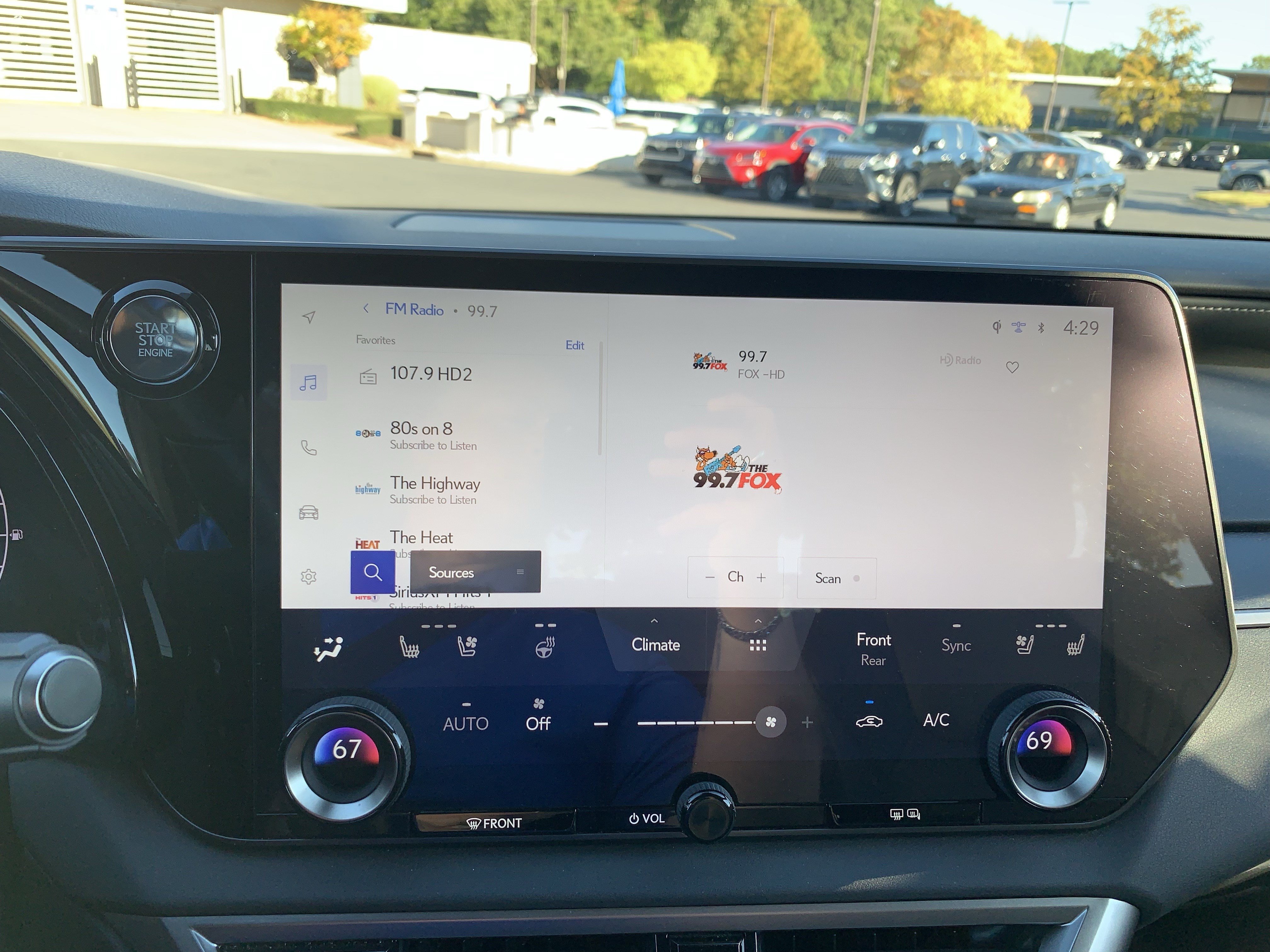 Used 2023 Lexus RX 350 Premium w/ Accessory Package (Z1) FWD image 23