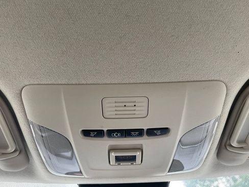 Used 2020 Toyota Corolla LE FWD image 22