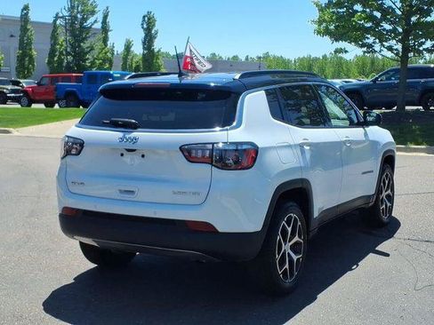 Certified 2024 Jeep Compass Limited AWD/4WD image 4