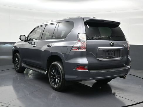 Used 2023 Lexus GX 460 Premium image 3