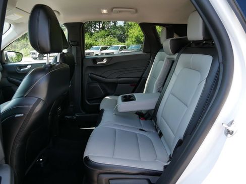 Used 2023 Ford Escape Platinum AWD/4WD image 11