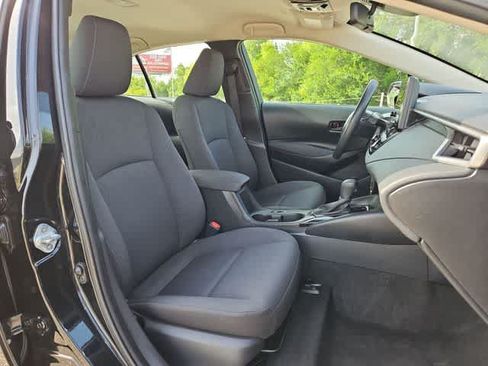 Used 2024 Toyota Corolla LE FWD image 18