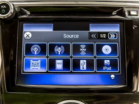 Used 2015 Honda Odyssey Touring Elite image 23