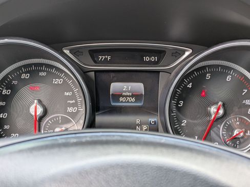 Used 2019 Mercedes-Benz GLA 250 image 10