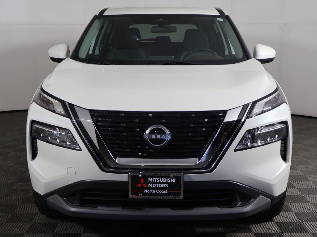 Used 2023 Nissan Rogue SV AWD/4WD image 9