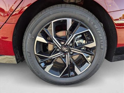 Used 2024 Hyundai Sonata SEL image 9