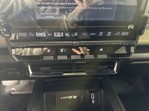 New 2026 GMC Hummer EV SUV image 52