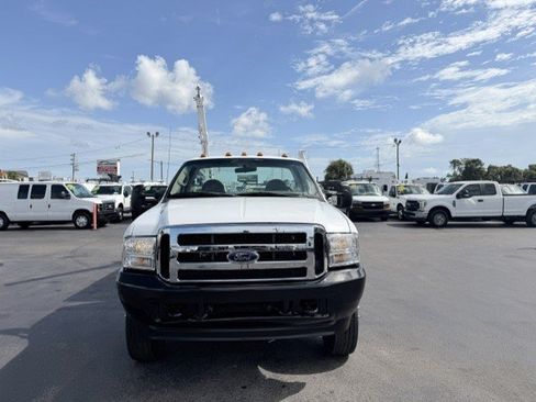 Used 2002 Ford F450 XL RWD image 2