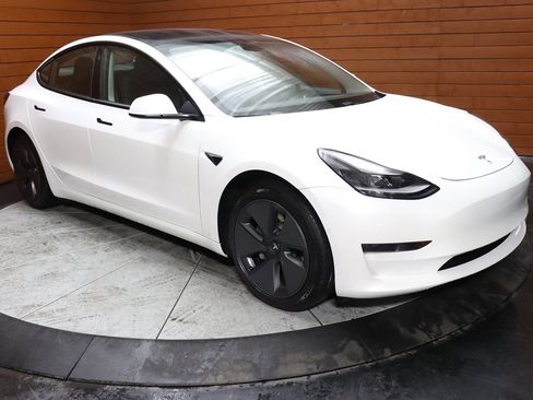 Used 2023 Tesla Model 3 Long Range image 18