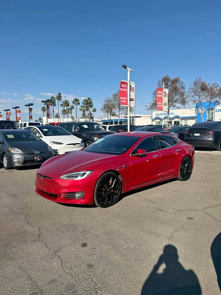 Used 2017 Tesla Model S P100D AWD/4WD image 2