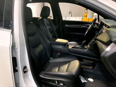 Used 2020 Cadillac XT5 Luxury image 8