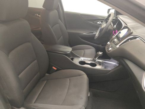 Used 2020 Chevrolet Malibu LT FWD image 21