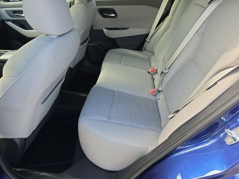 Certified 2022 Nissan Rogue SV FWD image 16