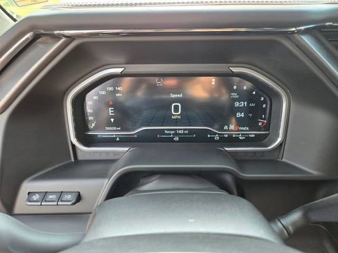 Used 2024 GMC Sierra 2500 AT4 w/ AT4 Premium Plus Package AWD/4WD image 36