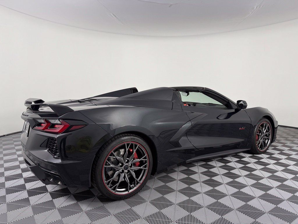 Used 2023 Chevrolet Corvette Stingray Premium Conv w/ Z51 Performance Package RWD image 14