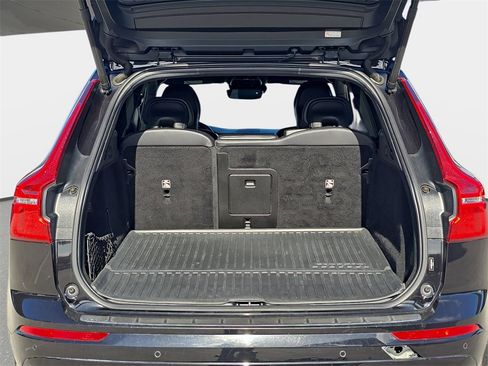 Used 2021 Volvo XC60 T8 R-Design w/ Protection Package Premier image 14