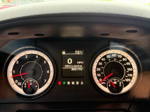 Used 2017 RAM 1500 Express AWD/4WD image 22