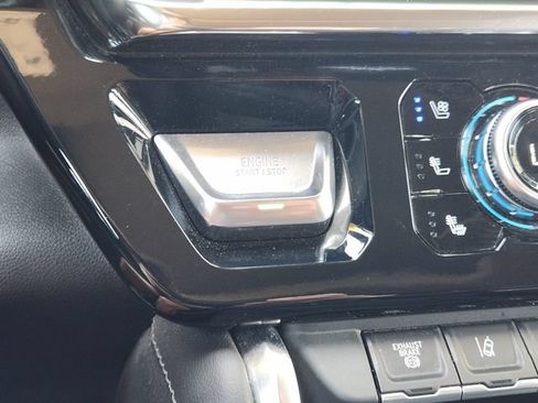Used 2024 GMC Sierra 2500 Denali w/ Denali Reserve Package AWD/4WD image 22