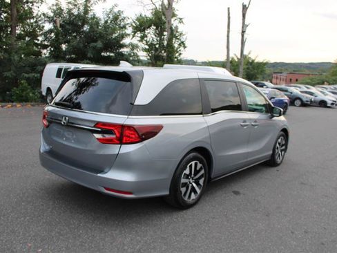 Used 2025 Honda Odyssey EX-L image 8