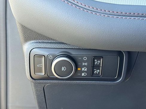 New 2026 Ford Explorer Active w/ Active Comfort Package image 18