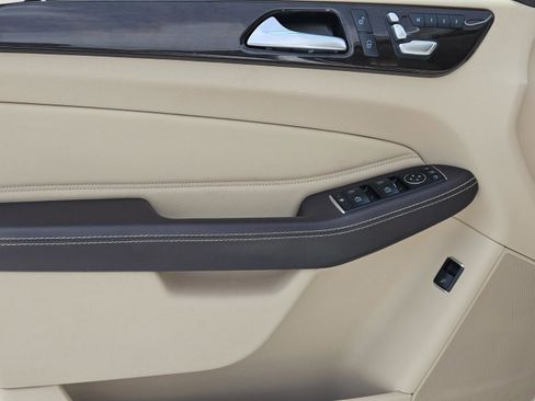 Used 2017 Mercedes-Benz GLE 350 image 18