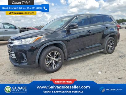 Used 2019 Toyota Highlander LE