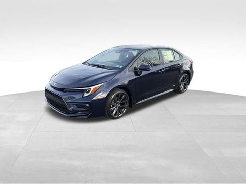 New 2026 Toyota Corolla SE image 1