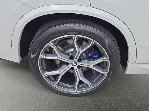 Used 2020 BMW X5 xDrive40i w/ M Sport Package image 34